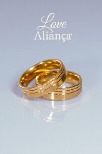 Aliança Janaína banhada a ouro 18k 4mm com friso brilhante-02