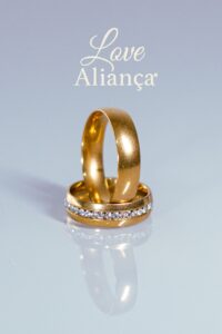 Modelo Paula 6mm banhada a ouro 18k abaulada feminina com pedras de zircônia Masculina sem pedra!