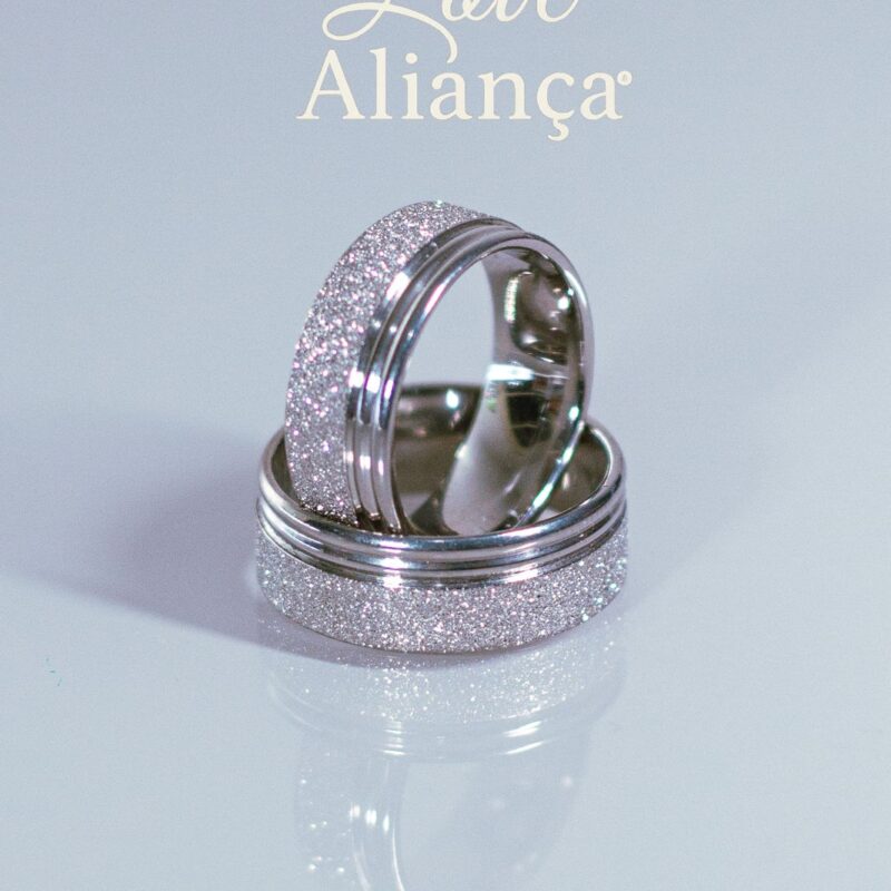 💍 **Aliança Paloma 6mm em Aço Inox com Brilho e Friso – REF**