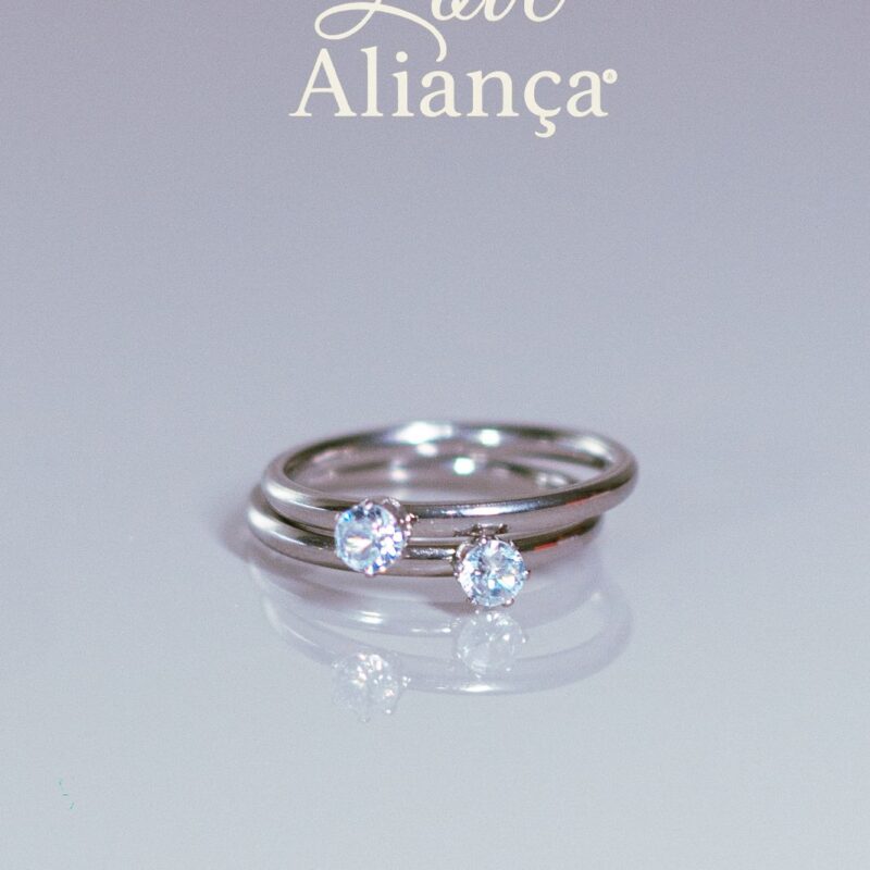 💍 **Anel Solitário Tradicional em Aço Inox com Zircônia – REF**